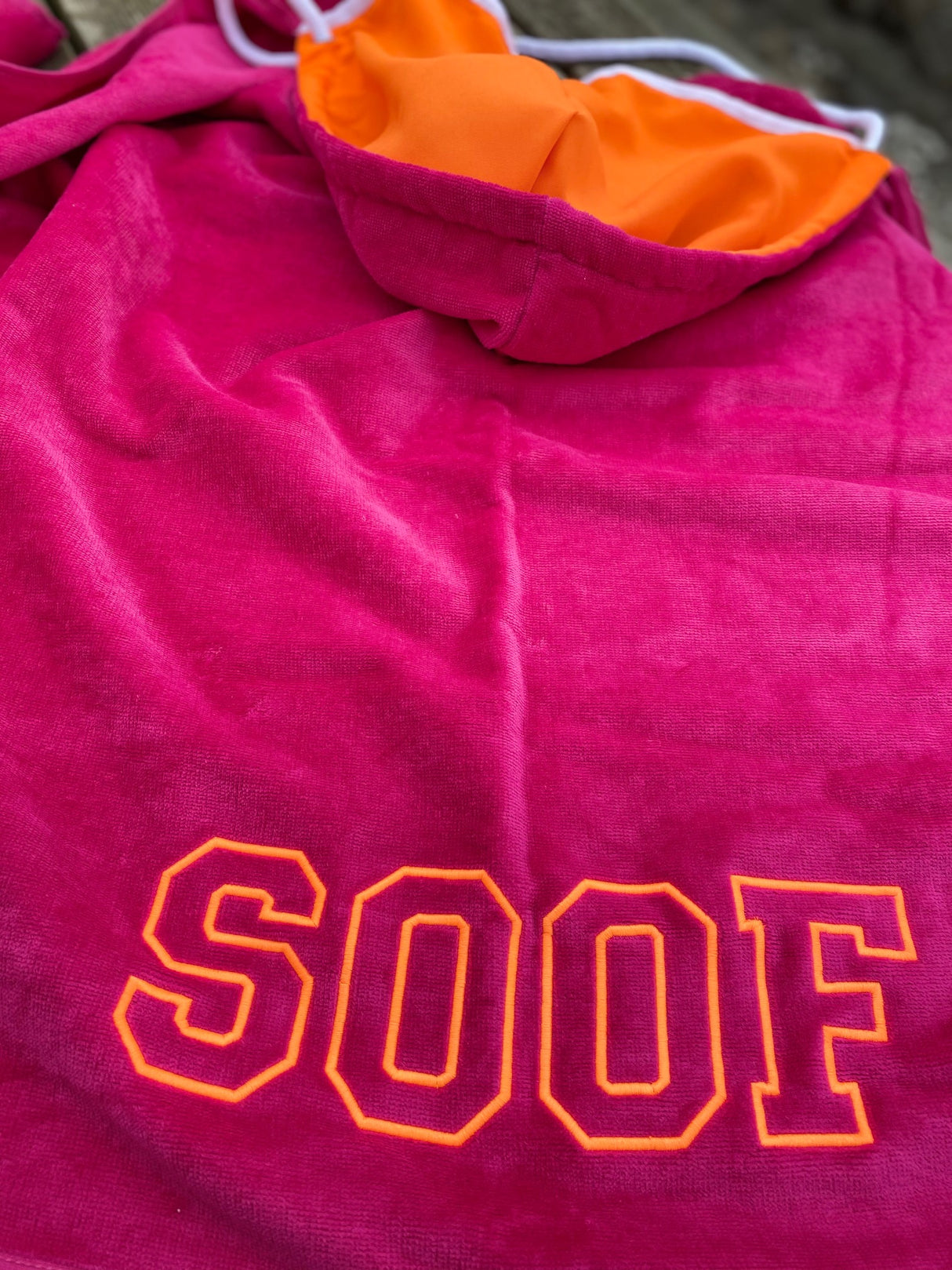 Strandlaken Hoody borduren