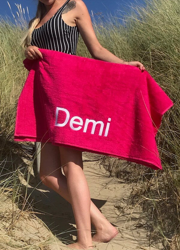 Strandlaken met borduring