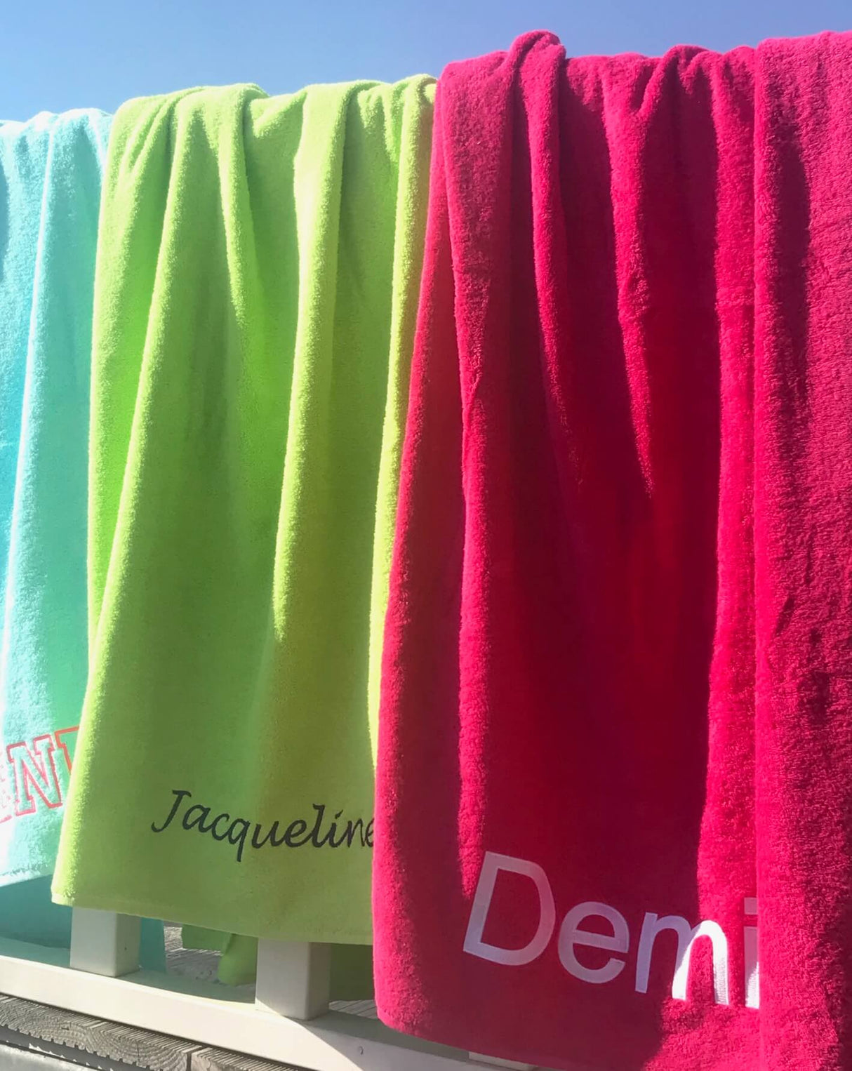 Strandlaken met borduring