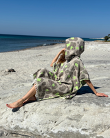 Neon Safari sneldrogende katoenen strandponcho met capuchon - groen