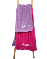 Fuchsiafarbenes Strandtuch