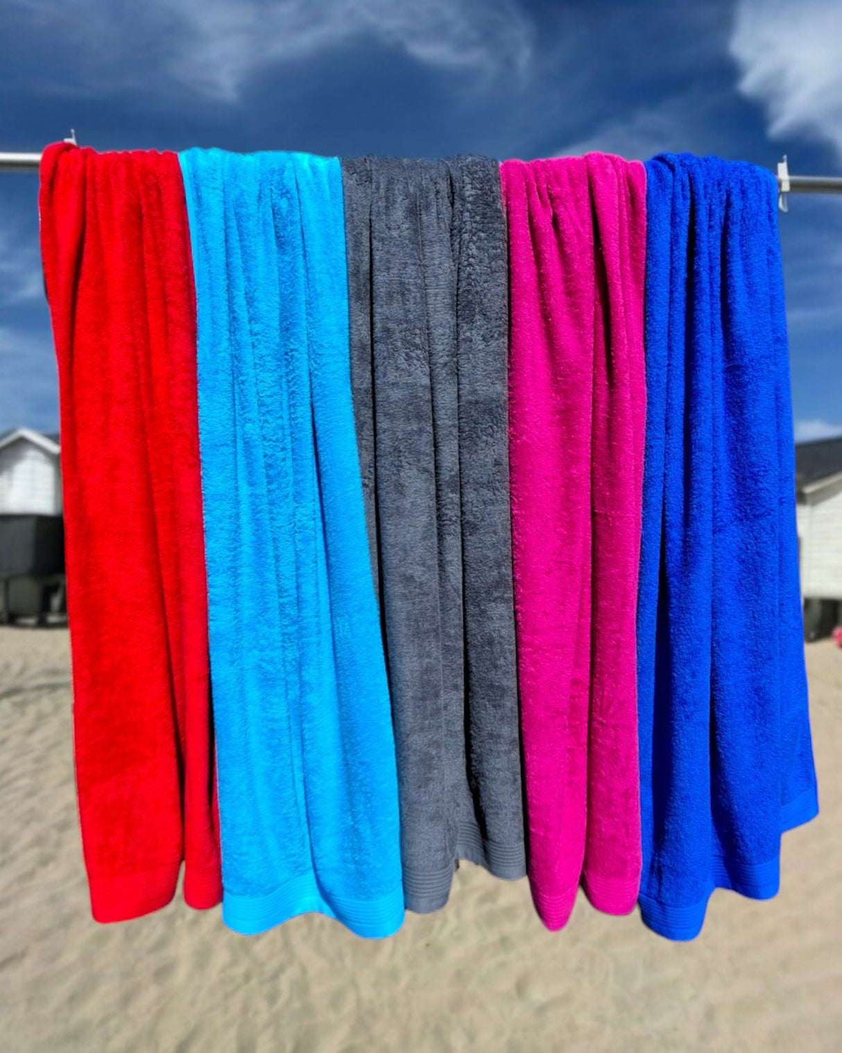 Kobaltblaues Strandtuch