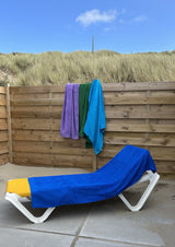 Kobaltblaues Strandtuch