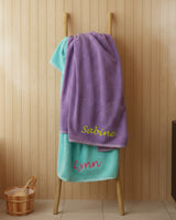 Strandlaken met borduring